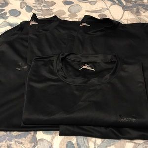SALE !!!! 4 UNDER ARMOR SHIRTS